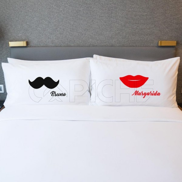 Fundas de Almohada Bigode e Lábios